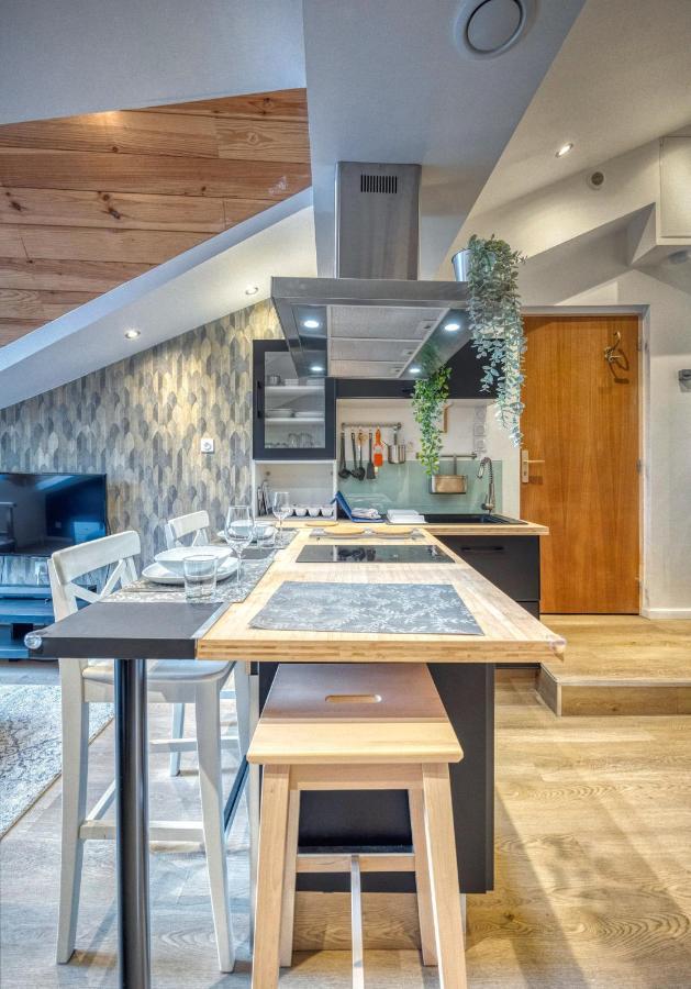 Апартаменты Le Loft 39 - Chu La Tronche  Экстерьер фото